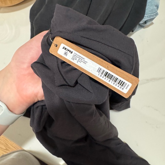 NWT Skims Fits Everybody Long Sleeve - Picture 4 of 7